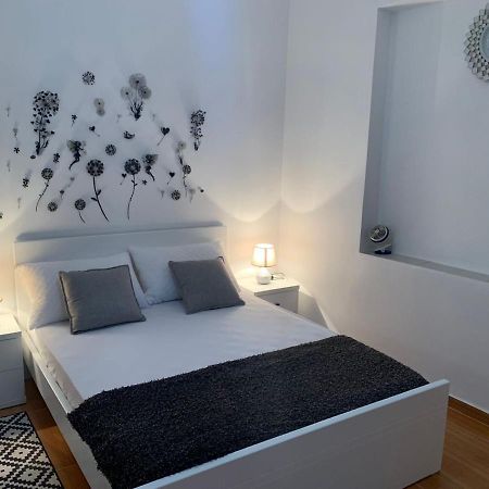 Vjola Apartments 2 Sarandë Dış mekan fotoğraf