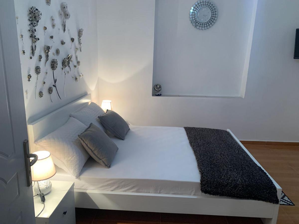 Vjola Apartments 2 Sarandë Dış mekan fotoğraf